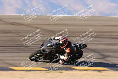 media/Oct-06-2024-Race Pace (Sun) [[d7d39ec7ad]]/5-Bowl Pans (830am)/
